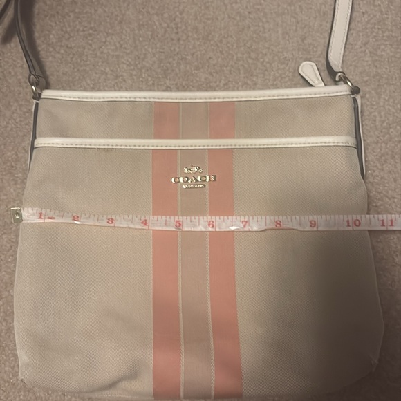 Coach crossbody purse - Picture 6 of 7